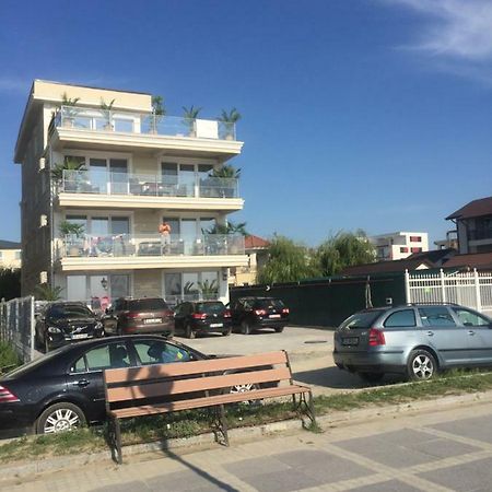 Апартаменти Briza Pe Promenada Неводарі Екстер'єр фото